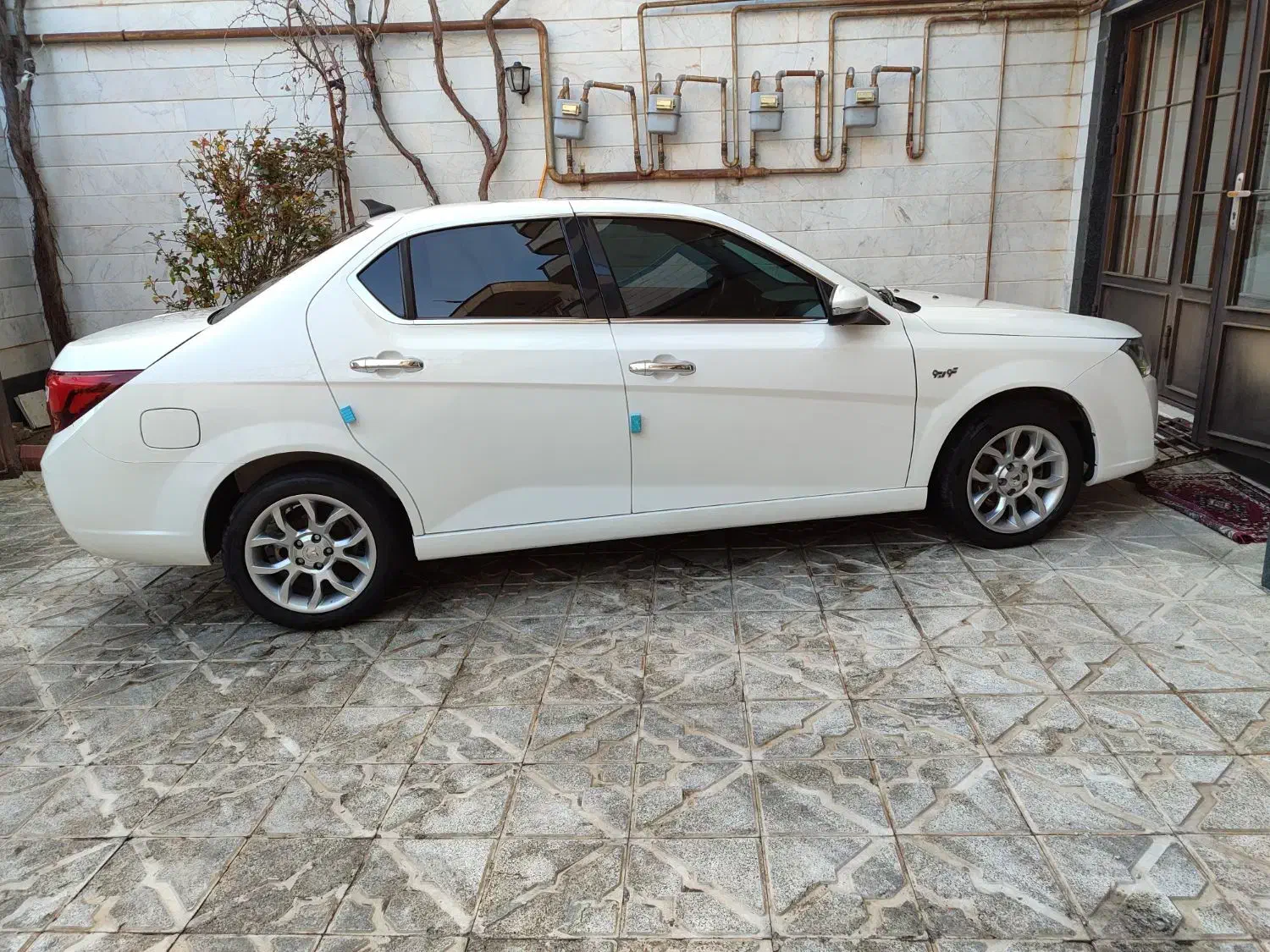 دنا پلاس توربو 6 دنده - 1401