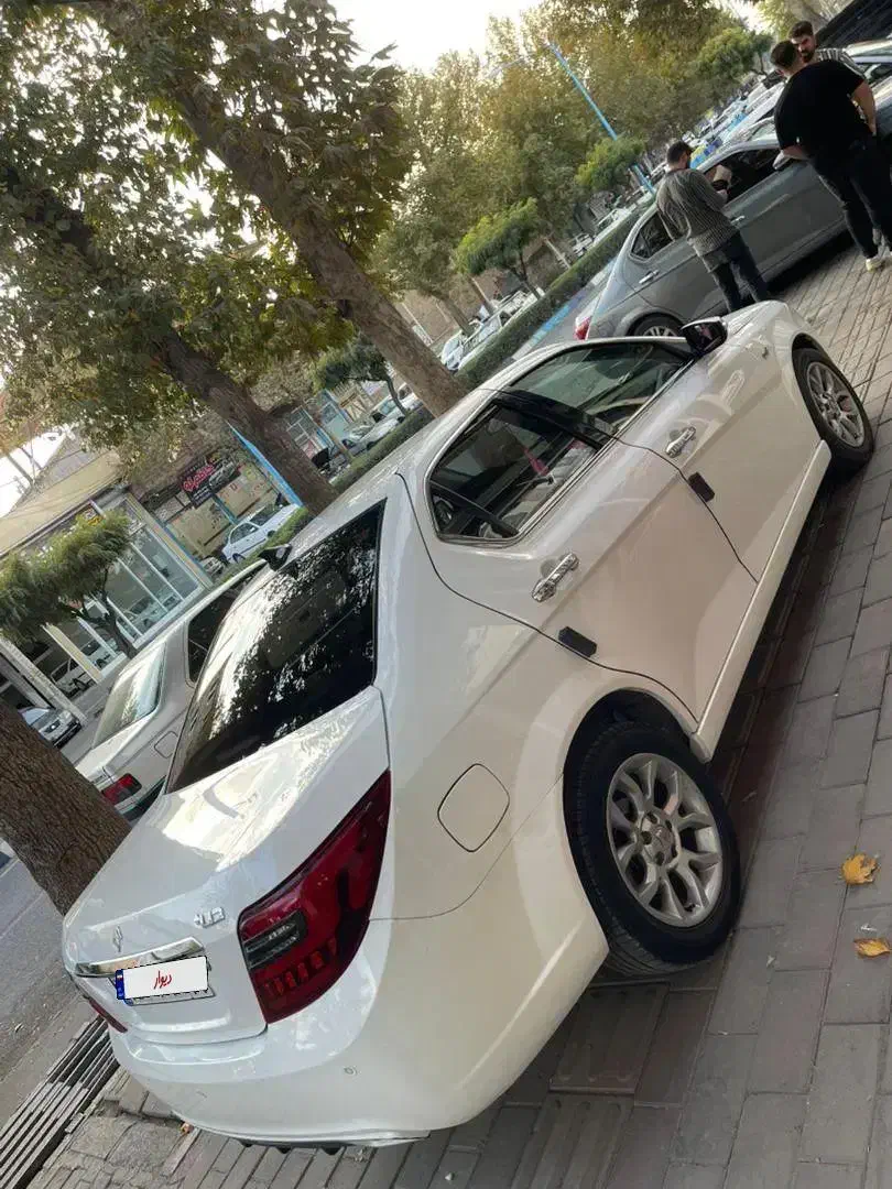 دنا پلاس توربو اتوماتیک - 1401