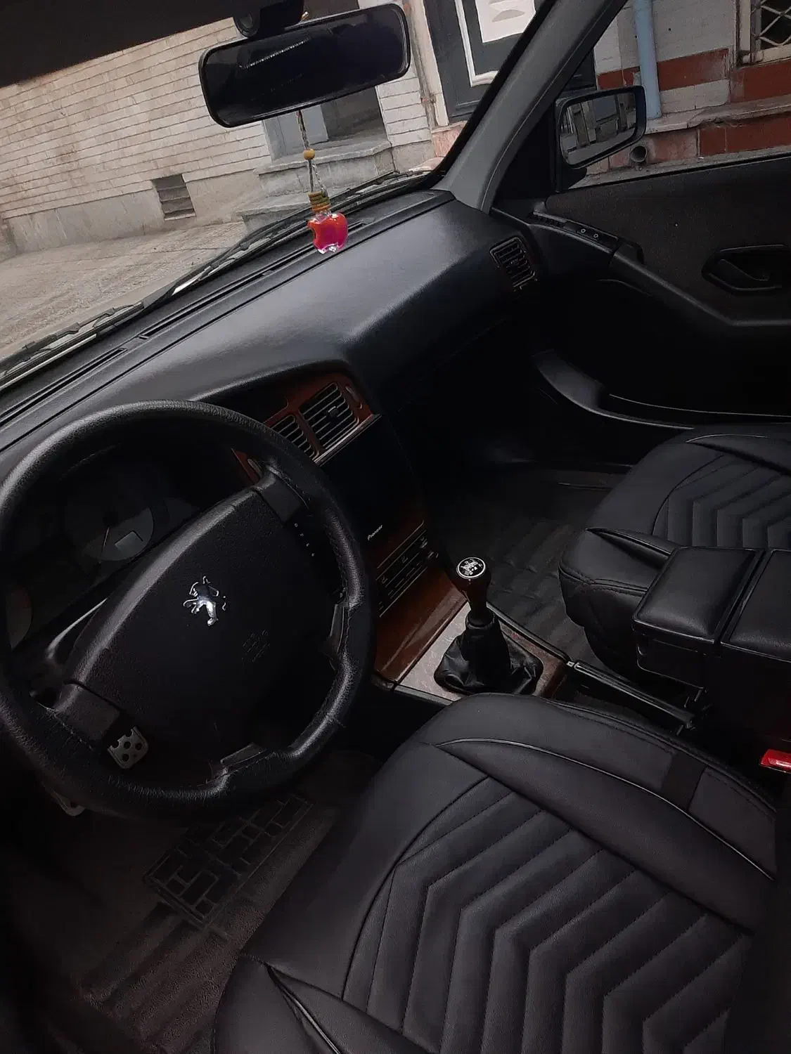 پژو پارس سال - 1384