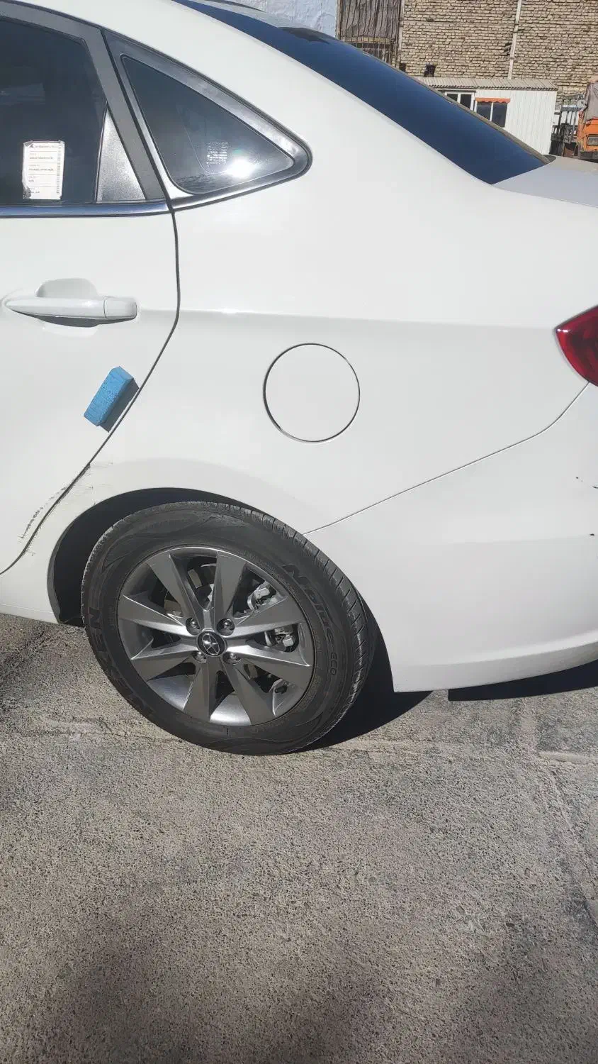 جک J4 اتوماتیک آپشنال - 1402