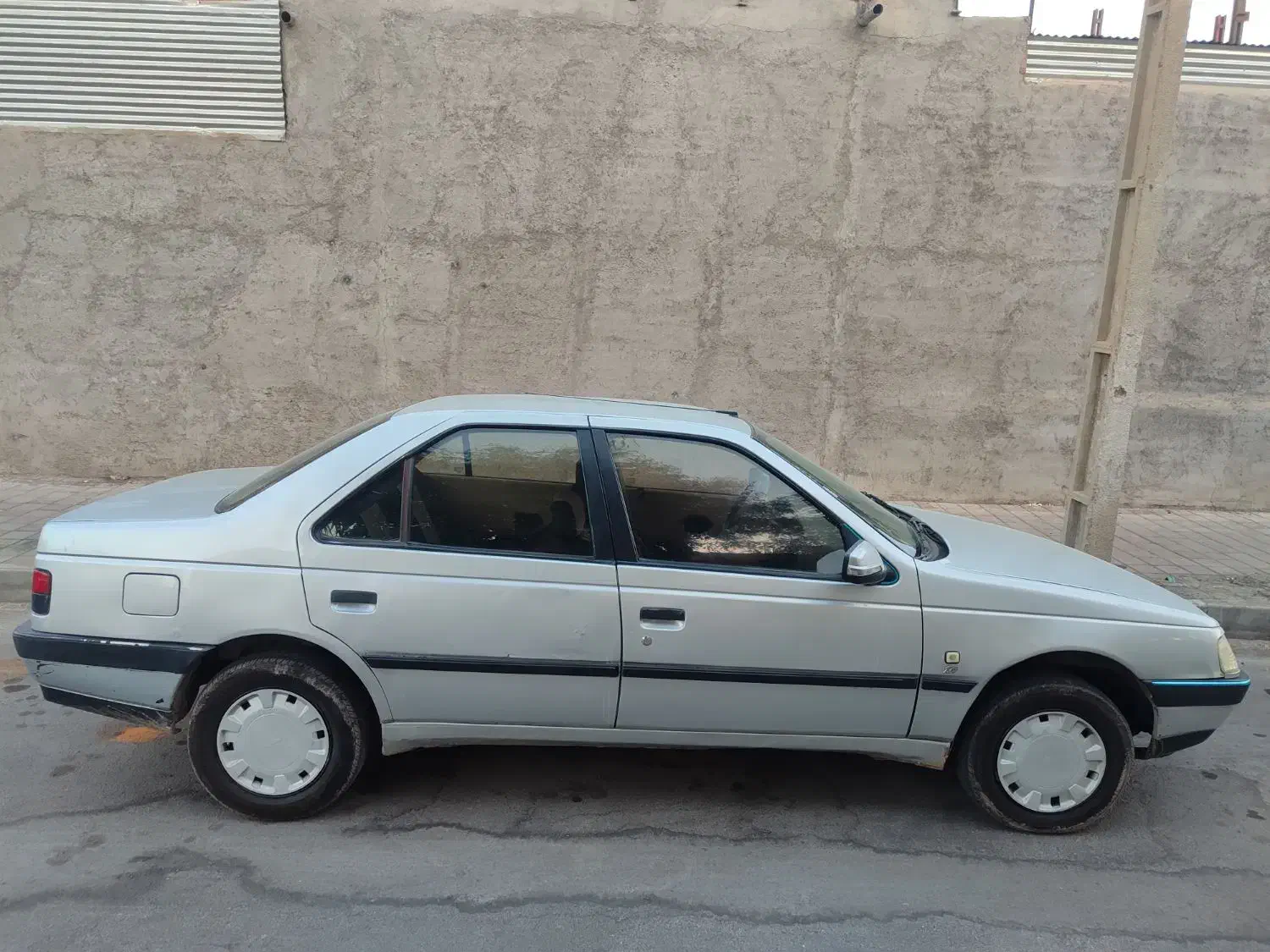 پژو 405 GLX - دوگانه سوز - 1390