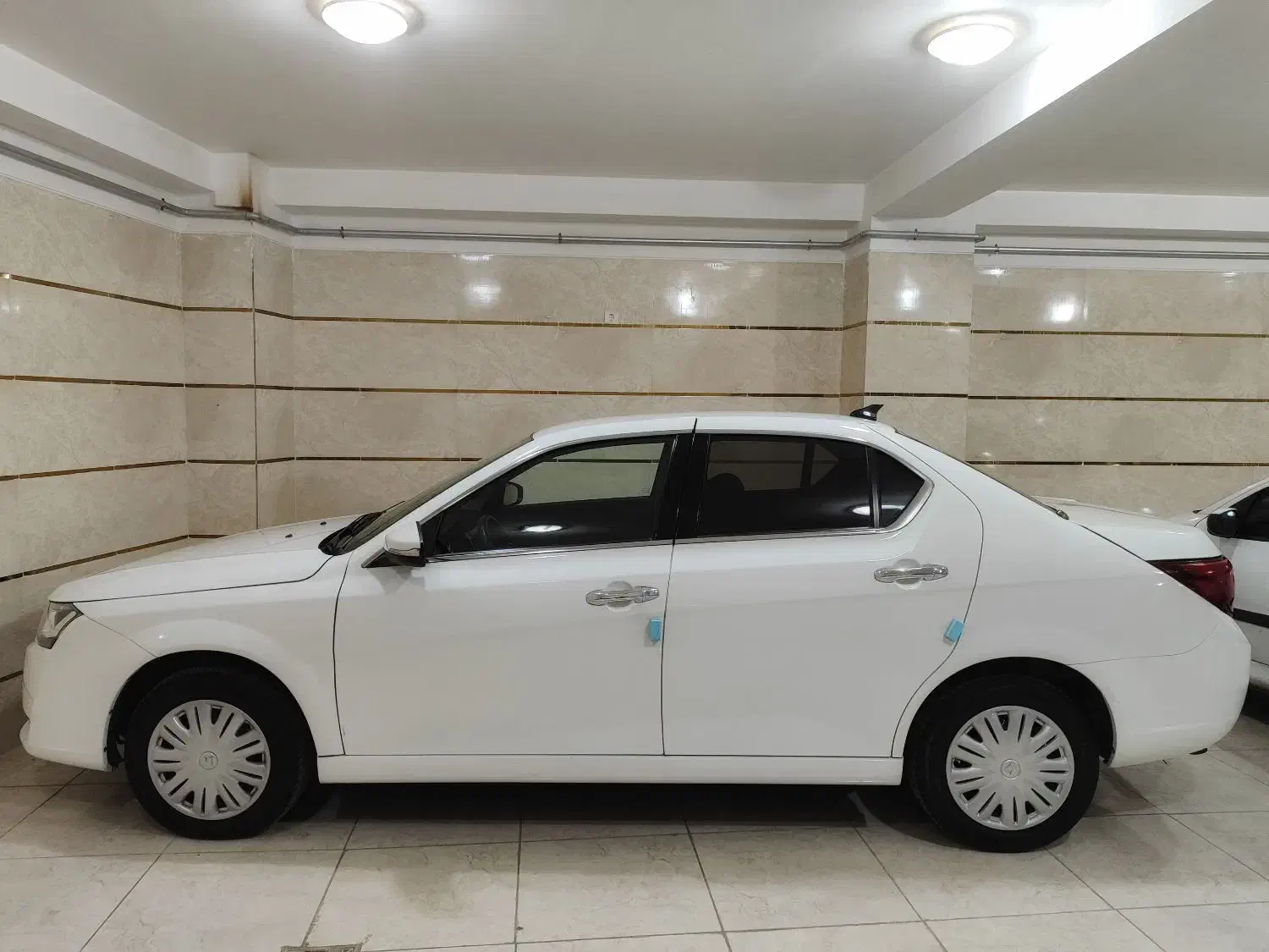 دنا پلاس ۵ دنده EF7 - 1401