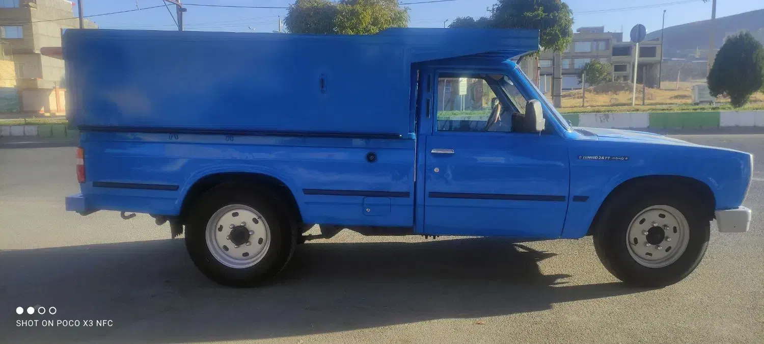 زامیاد وانت نیسانZ24 بنزینی - 1384