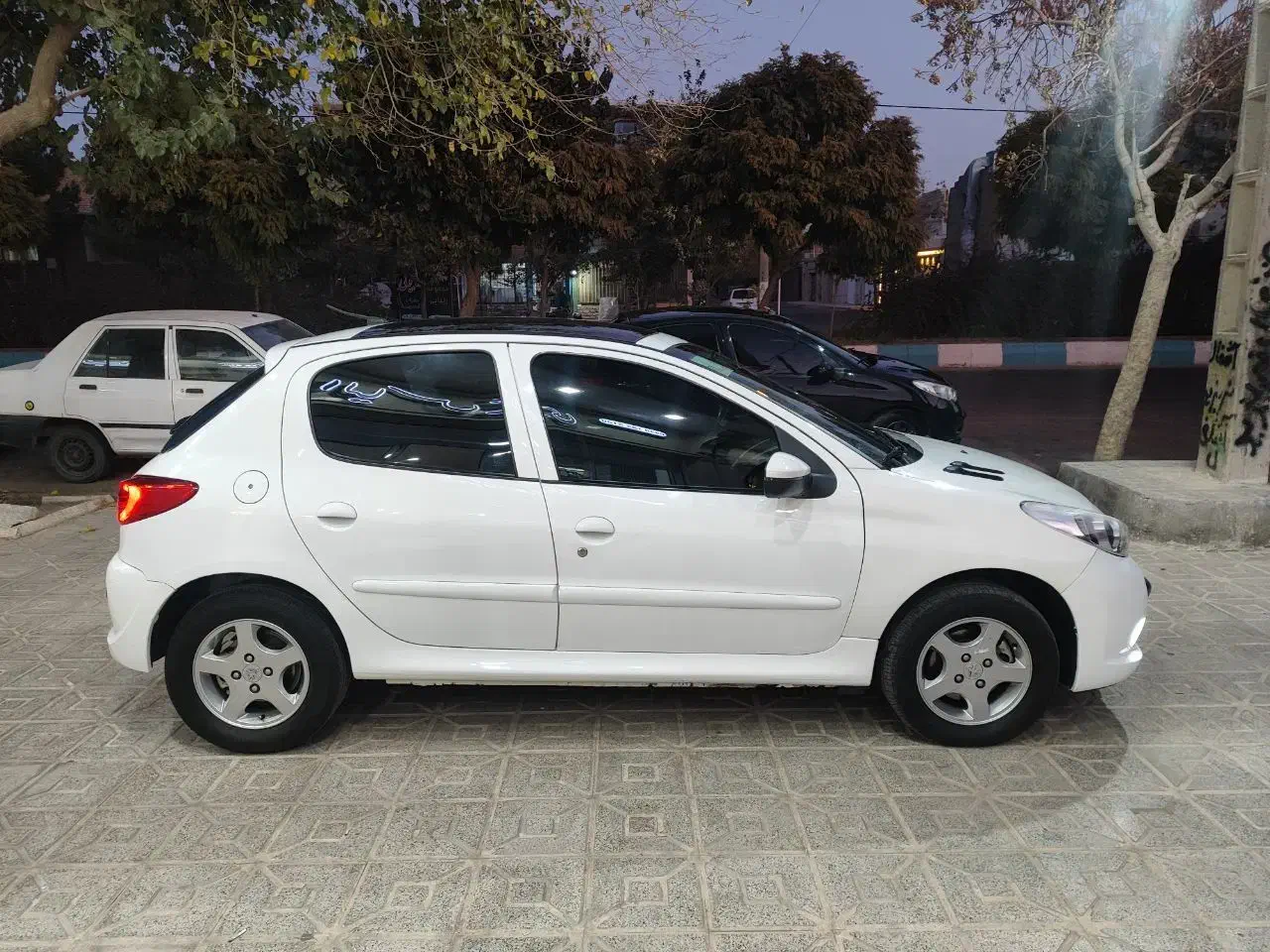 پژو 207 پانوراما دنده‌ای - 1400