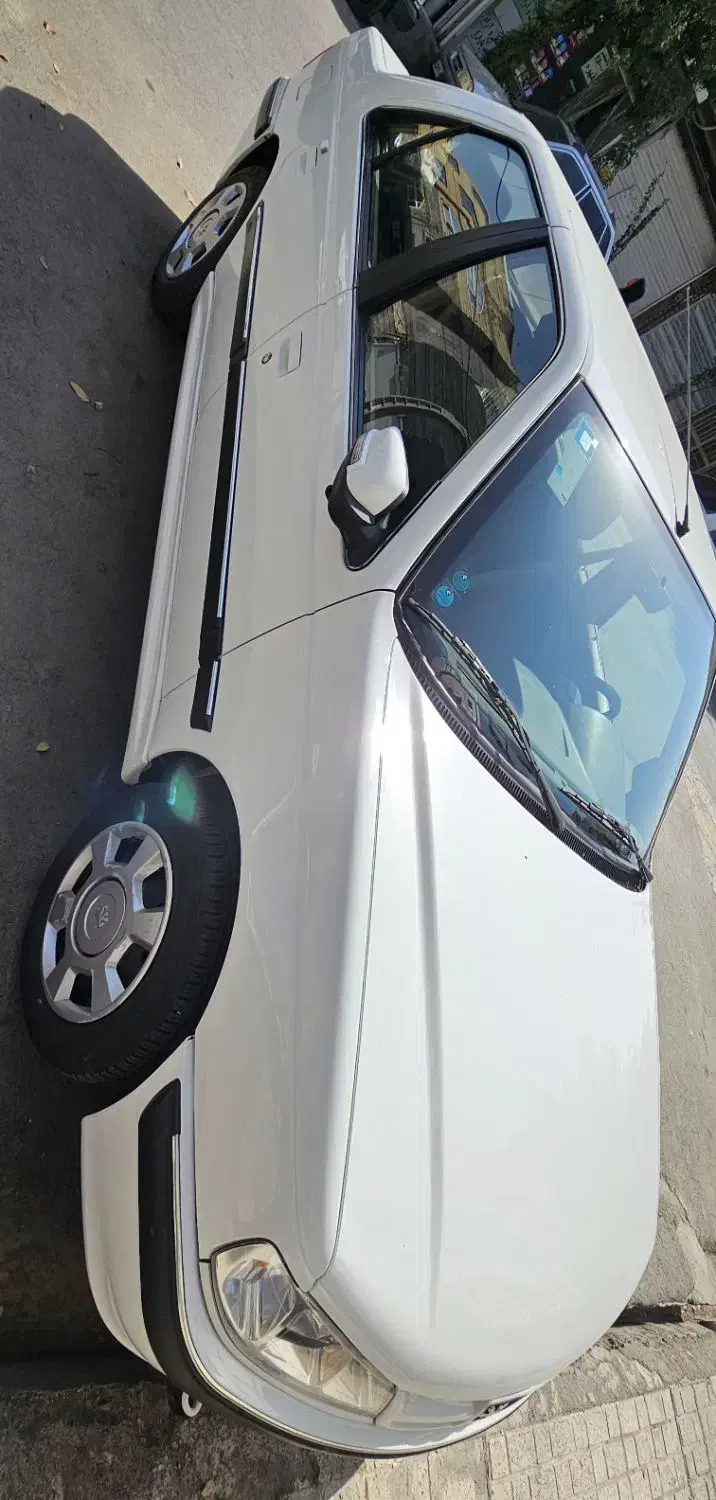 پژو پارس XU7P - 1402