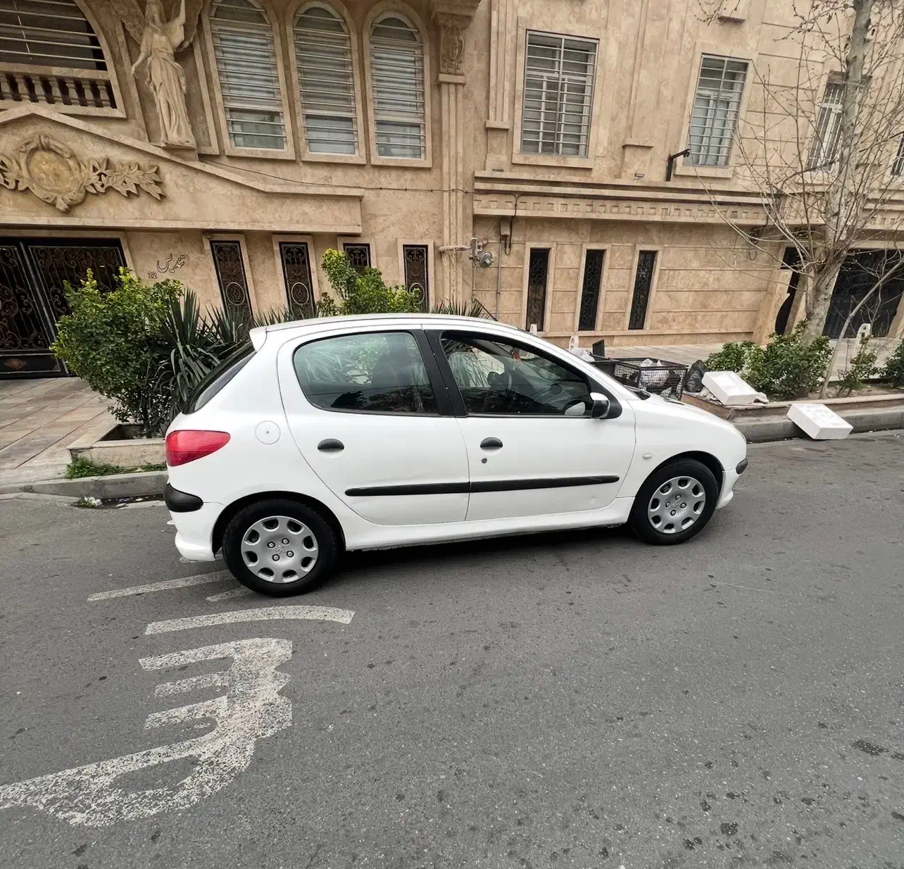 پژو 206 تیپ 3 - 1390