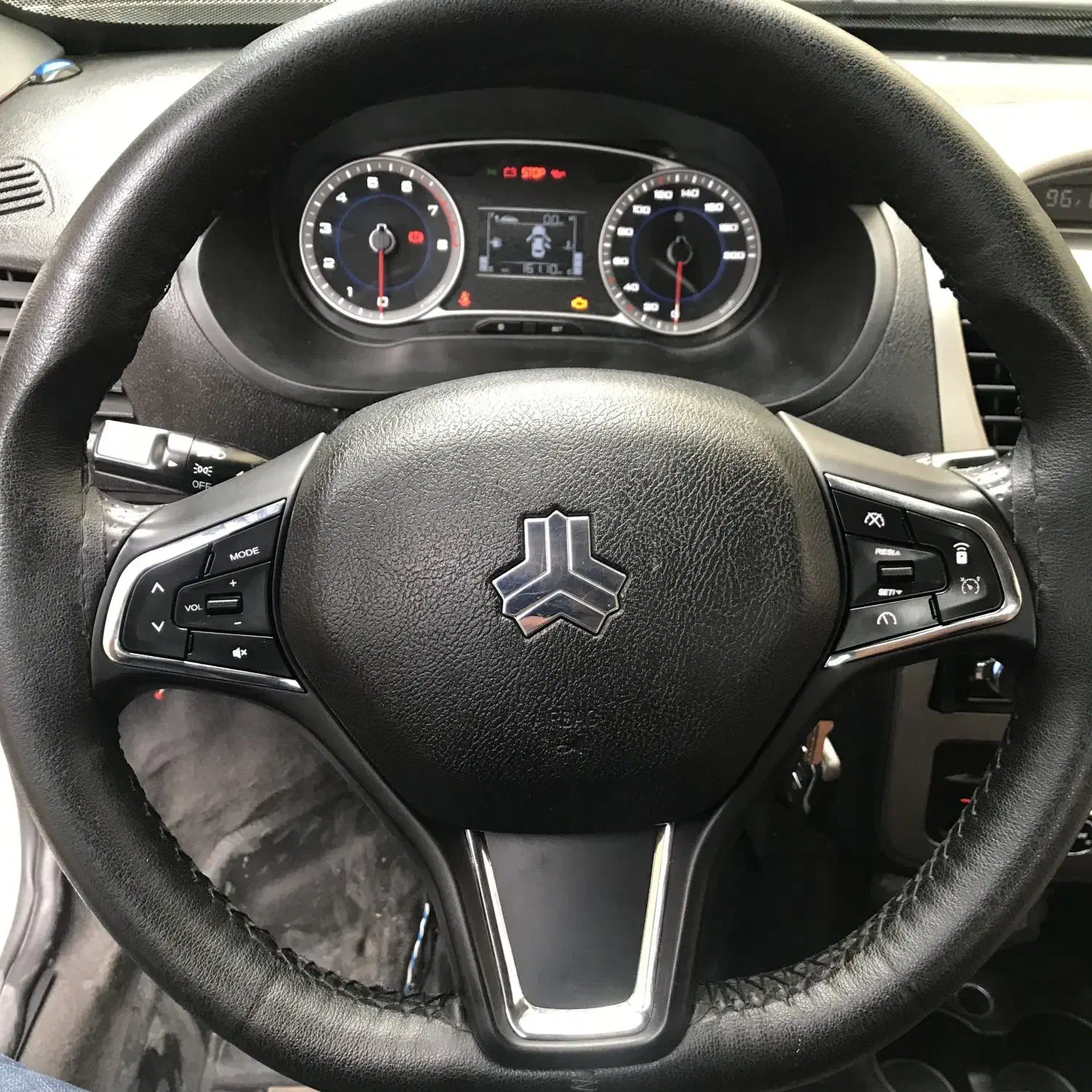 خودرو کوییک، S آگهی ann_20992494