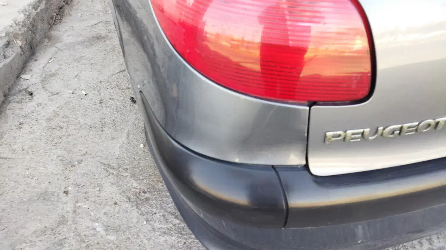 خودرو پژو، ۲۰۶ صندوق دار آگهی ann_20992652