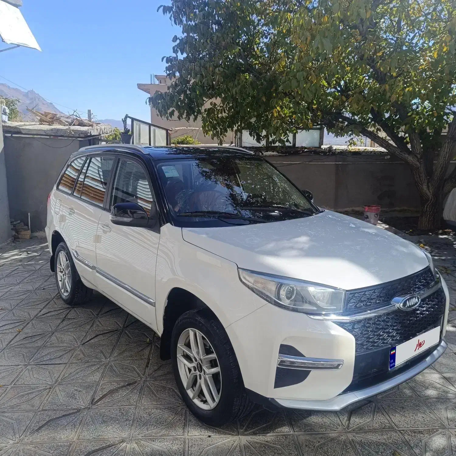 خودرو ام وی ام، X33 آگهی ann_20992704