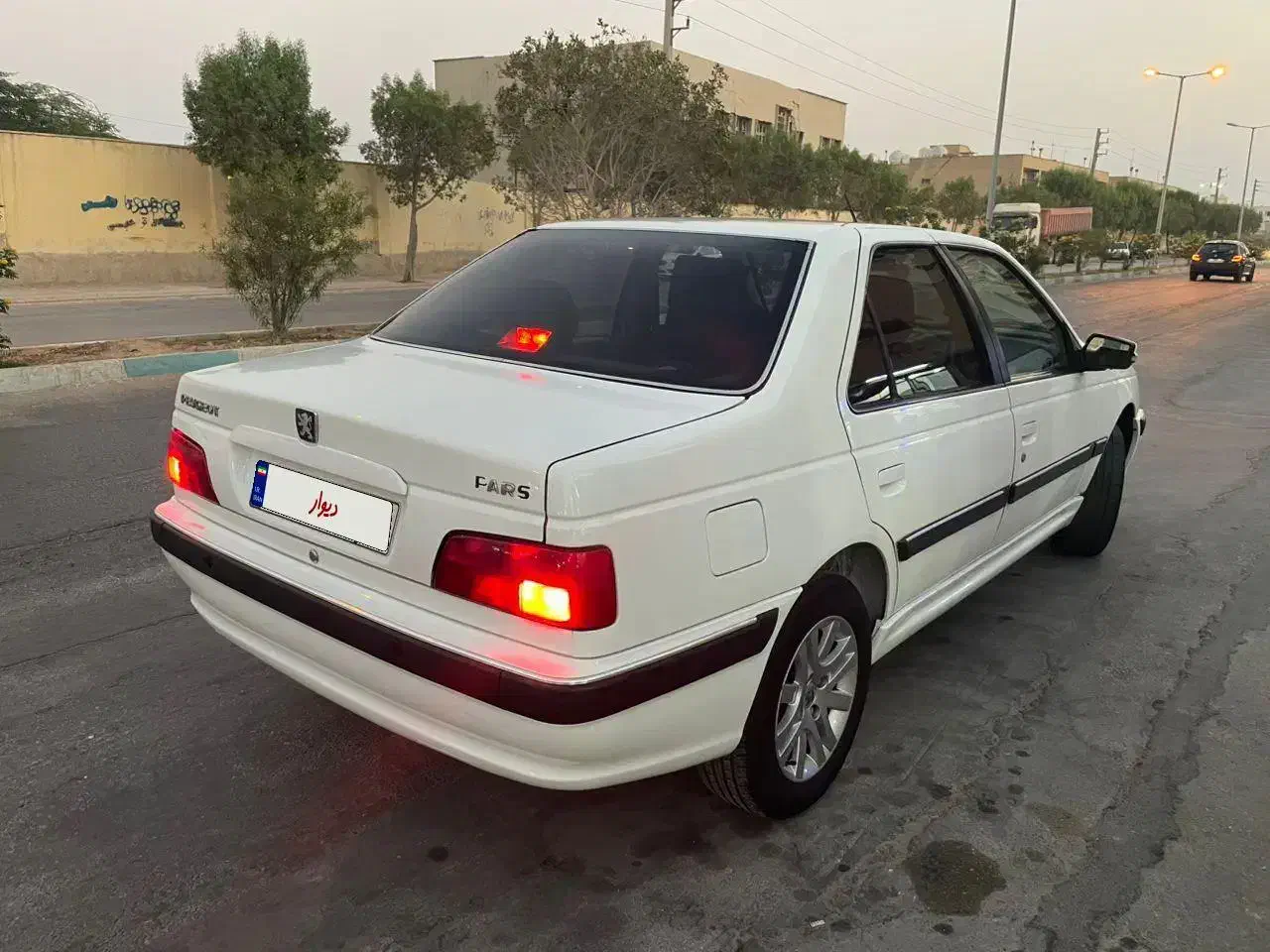 پژو پارس سال - 1401