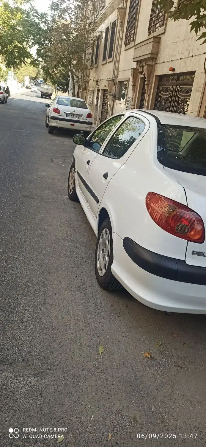 پژو ۲۰۶ صندوق دار v8 - 1394
