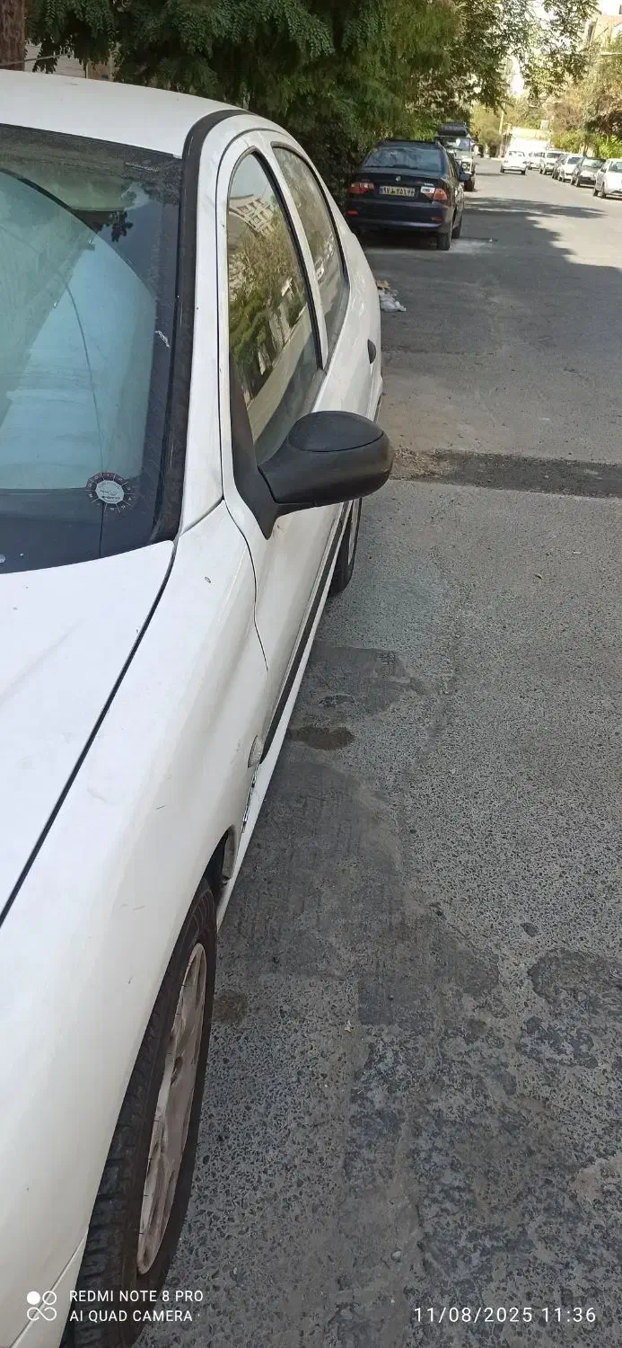 پژو ۲۰۶ صندوق دار v8 - 1394