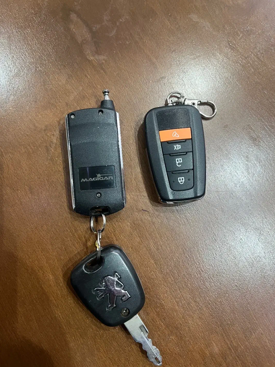 پژو 206 تیپ 6 - 1385