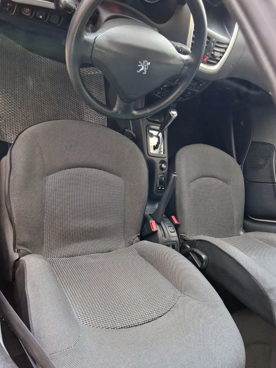 پژو 207 اتوماتیک - 1390