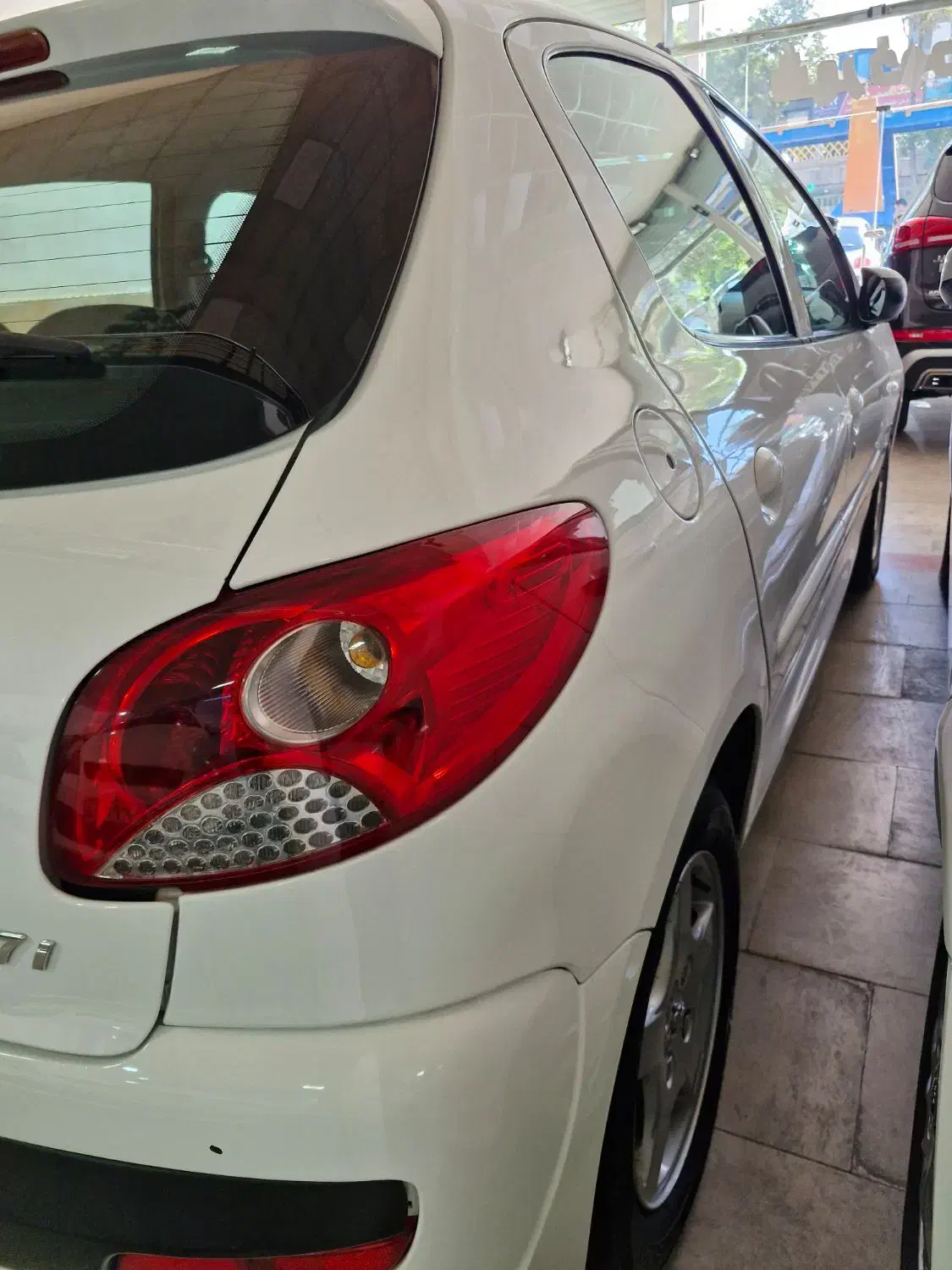 پژو 207 اتوماتیک - 1390