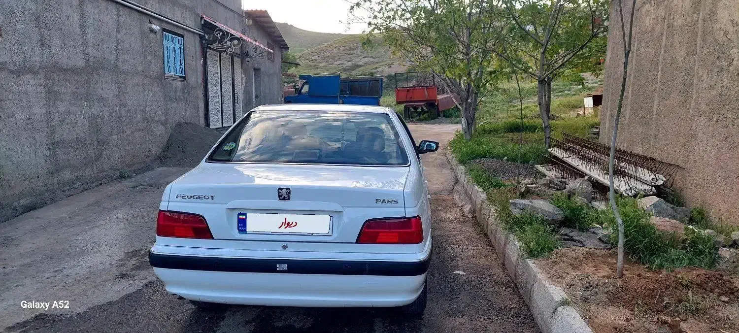 پژو پارس XU7P - 1402
