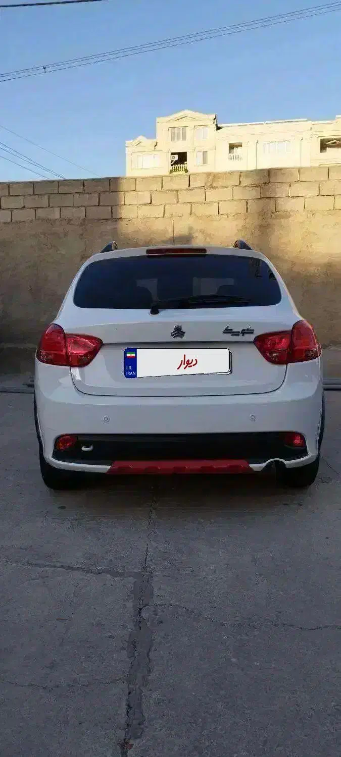 کوییک R دنده‌ای - 1402