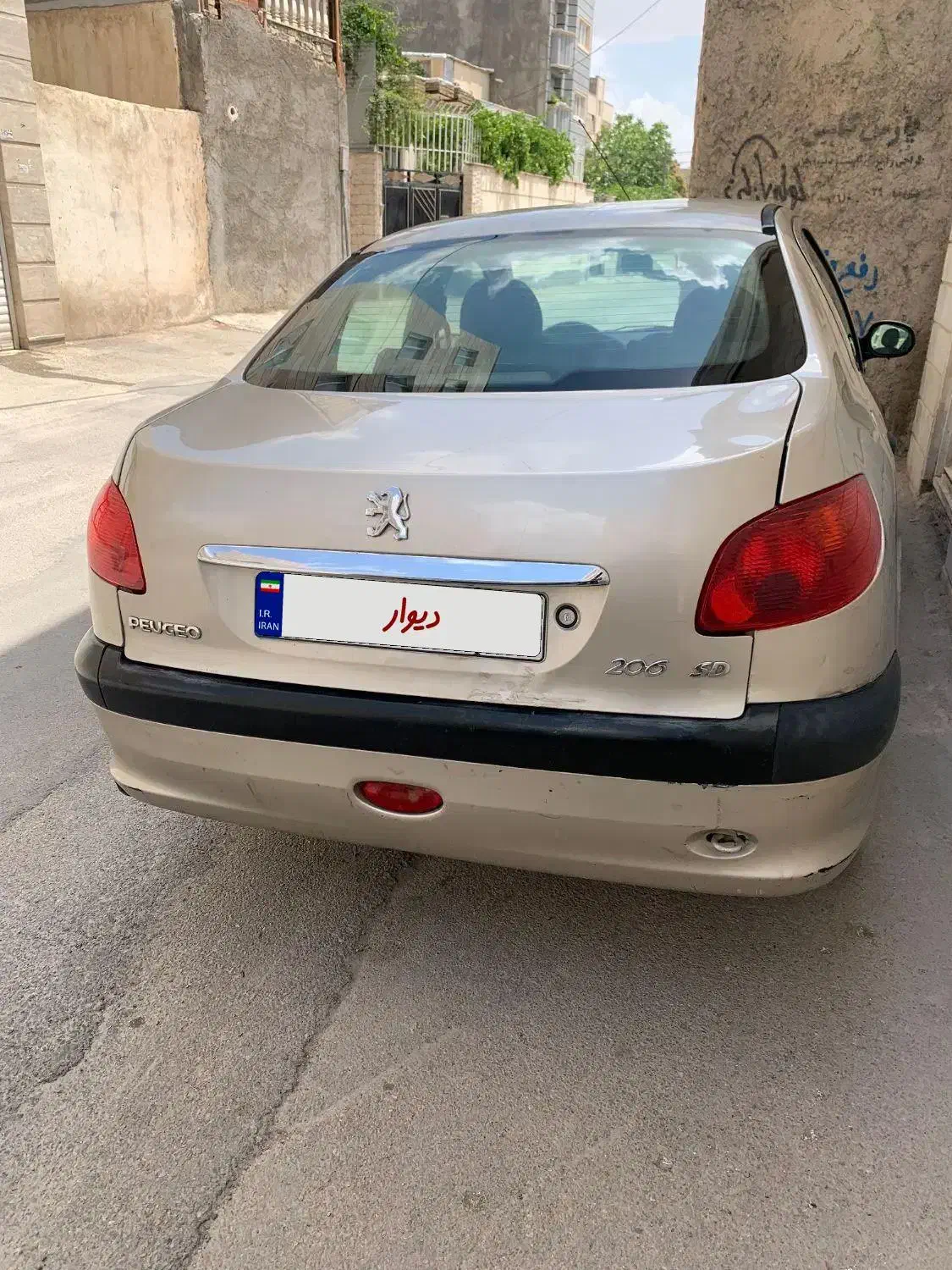 پژو ۲۰۶ صندوق دار v8 - 1386
