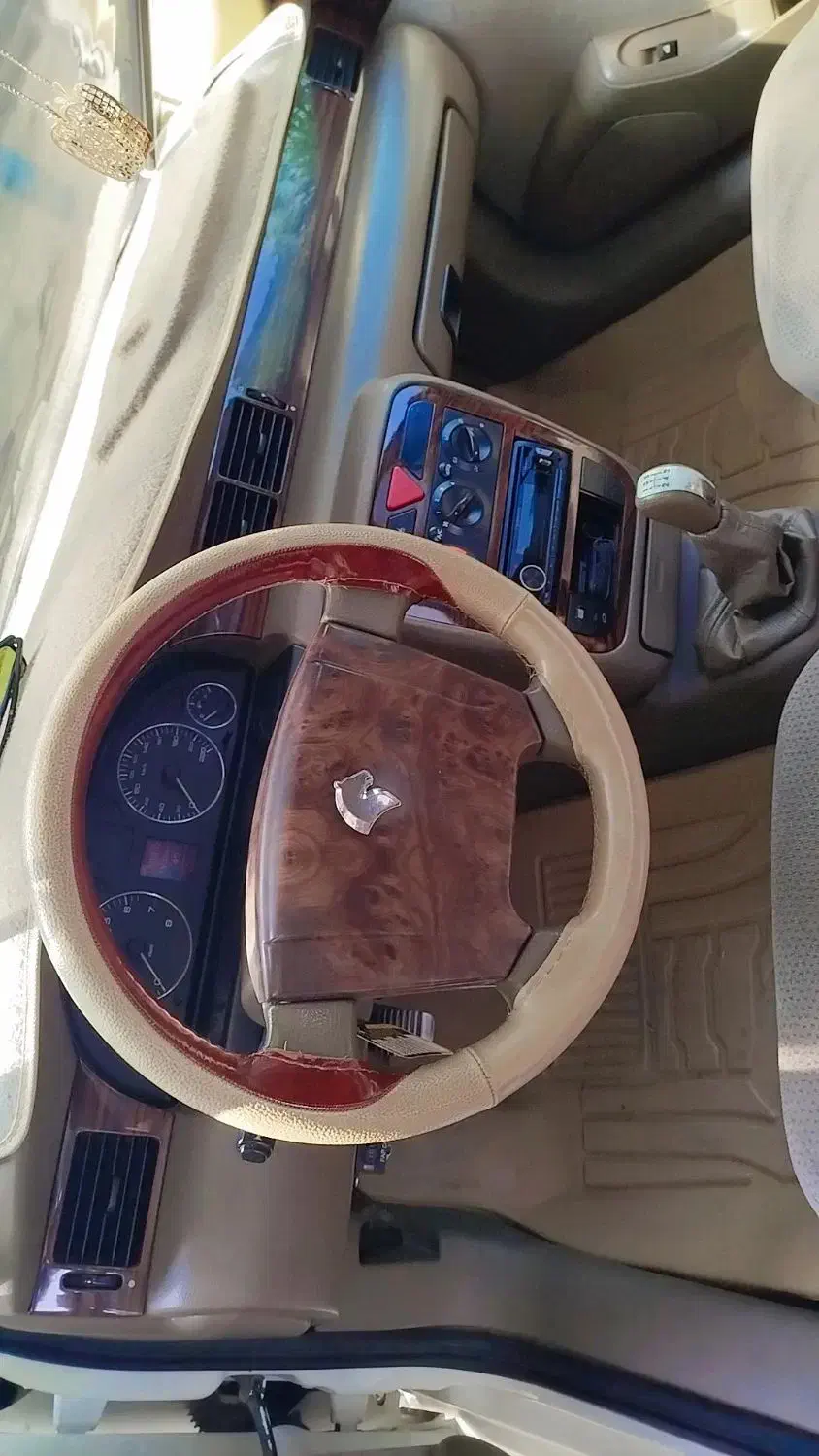 سمند LX XU7 - 1396