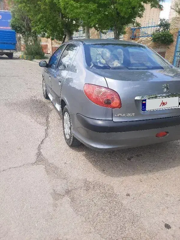 پژو ۲۰۶ صندوق دار v8 - 1386