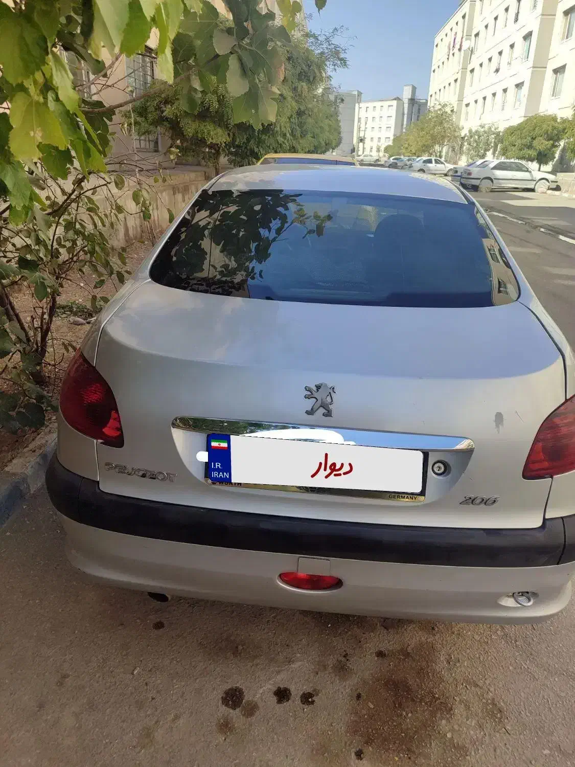 پژو ۲۰۶ صندوق دار v20 - 1388