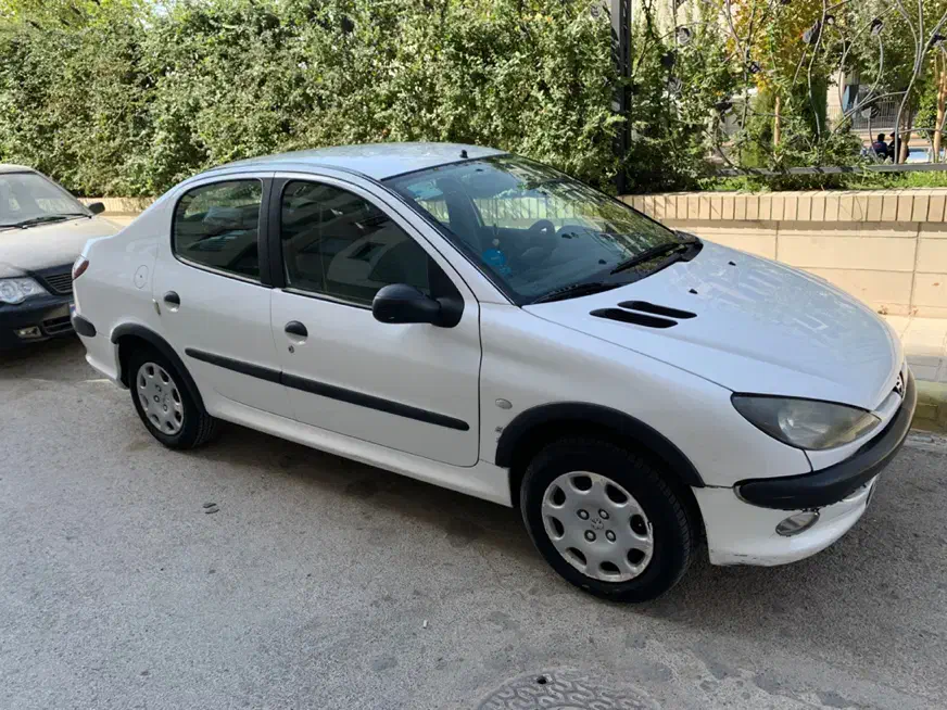 پژو ۲۰۶ صندوق دار v1 - 1390