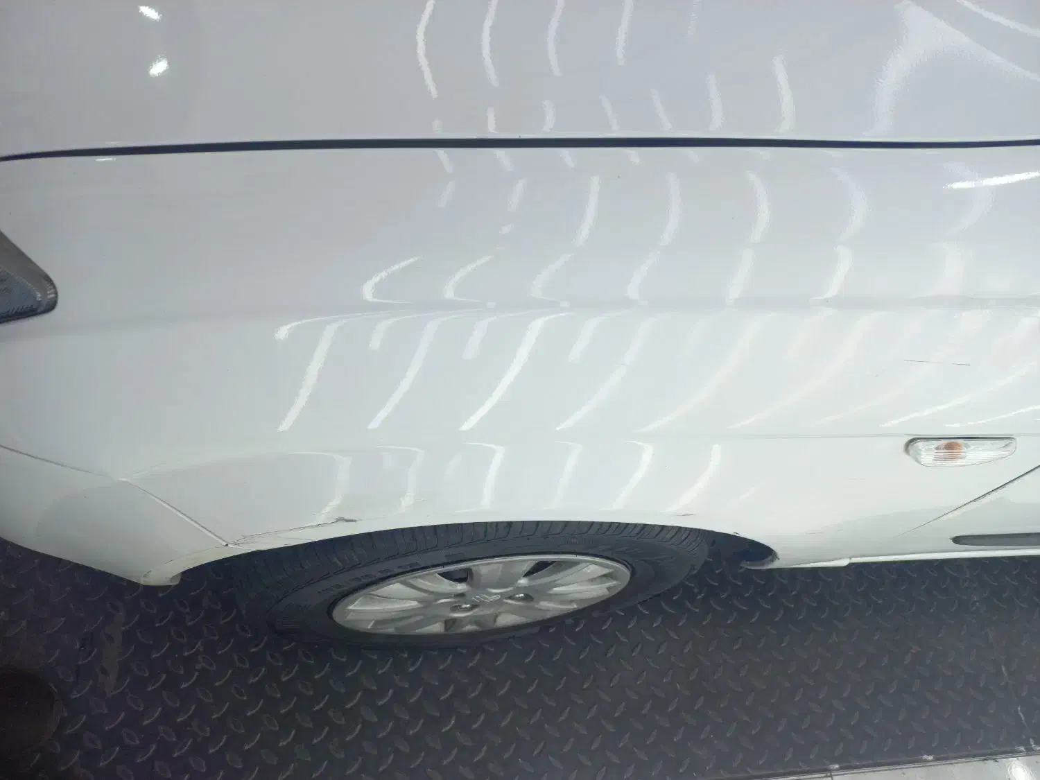 تیبا صندوق دار SX - 1398