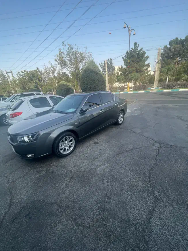 دنا پلاس توربو اتوماتیک - 1402