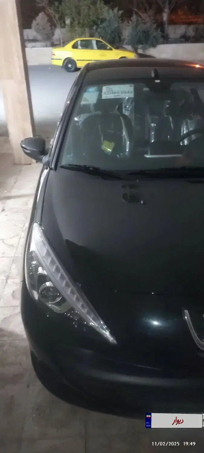 پژو 207 اتوماتیک TU5P - 1404