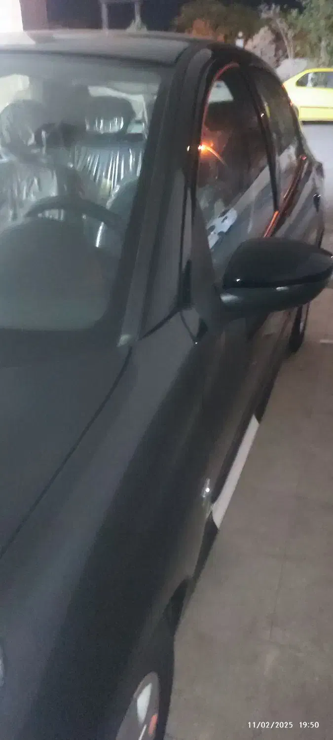 پژو 207 اتوماتیک TU5P - 1404