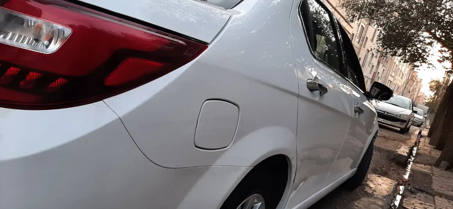 دنا پلاس ۵ دنده EF7 - 1398