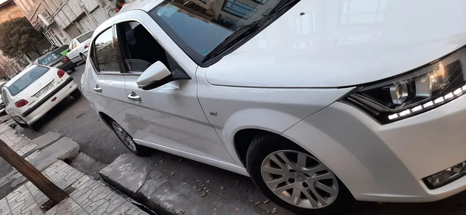 دنا پلاس ۵ دنده EF7 - 1398