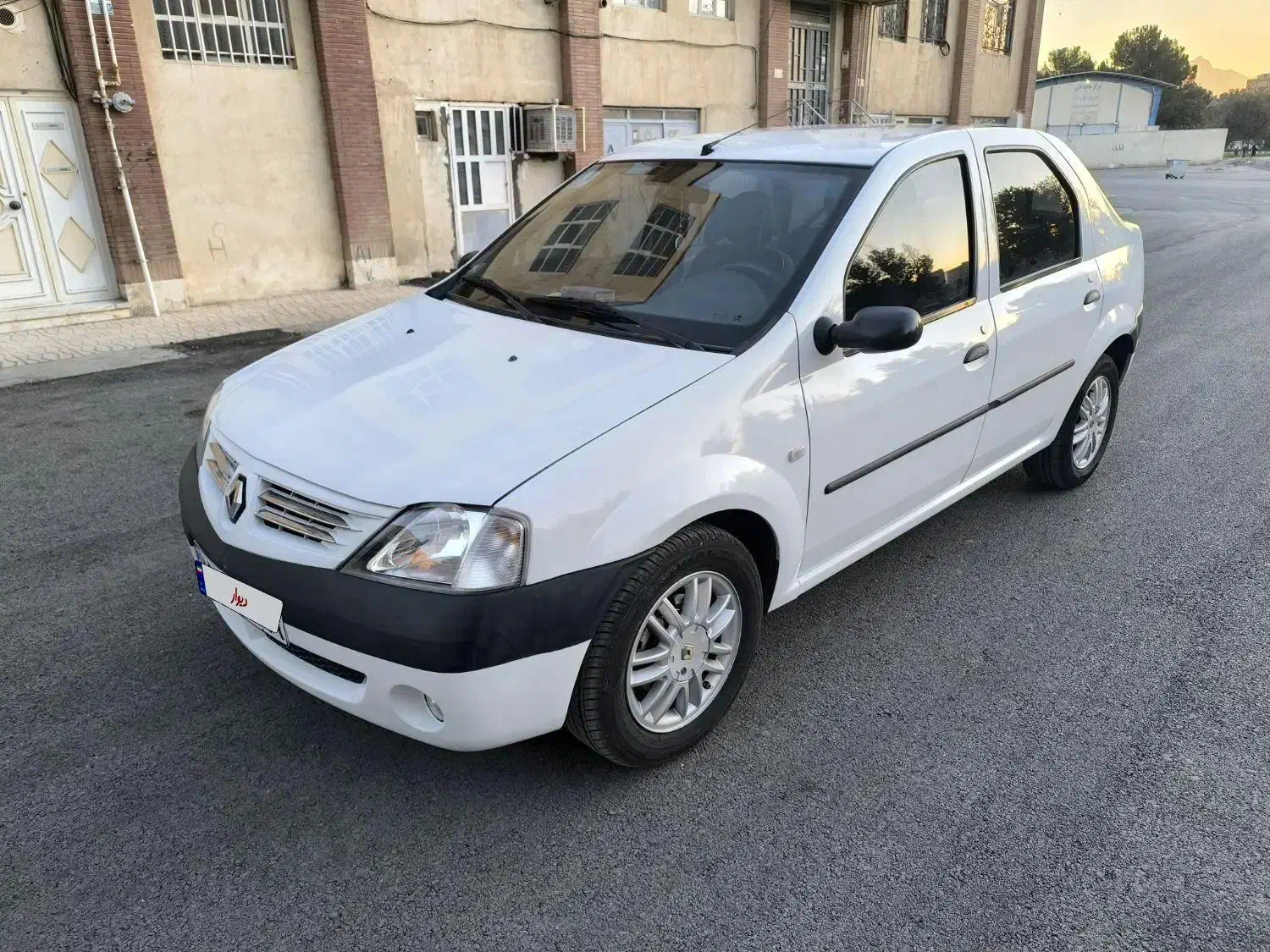 خودرو رنو، تندر 90 آگهی ann_20994359