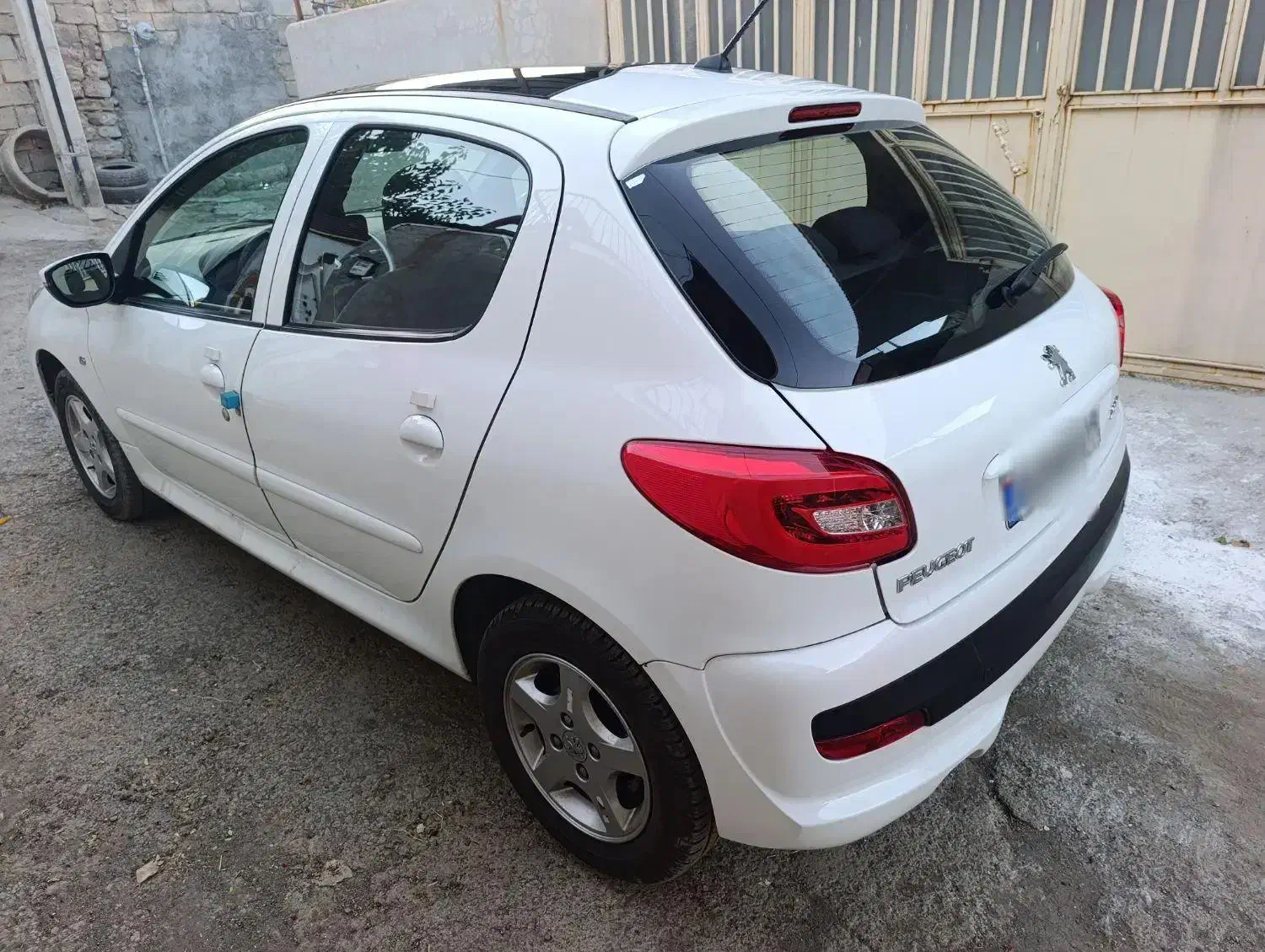 پژو 207 پانوراما دنده‌ای - 1402