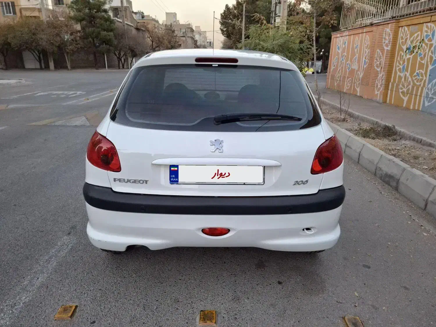 پژو 206 تیپ 5 - 1396