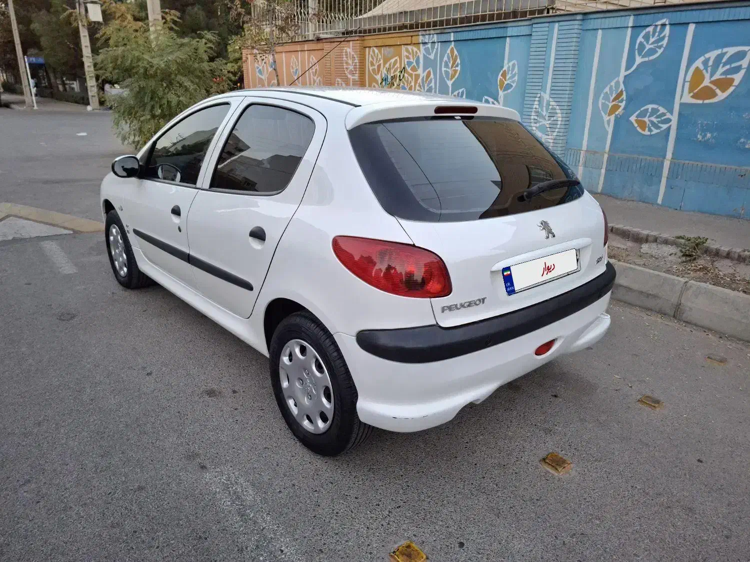 پژو 206 تیپ 5 - 1396