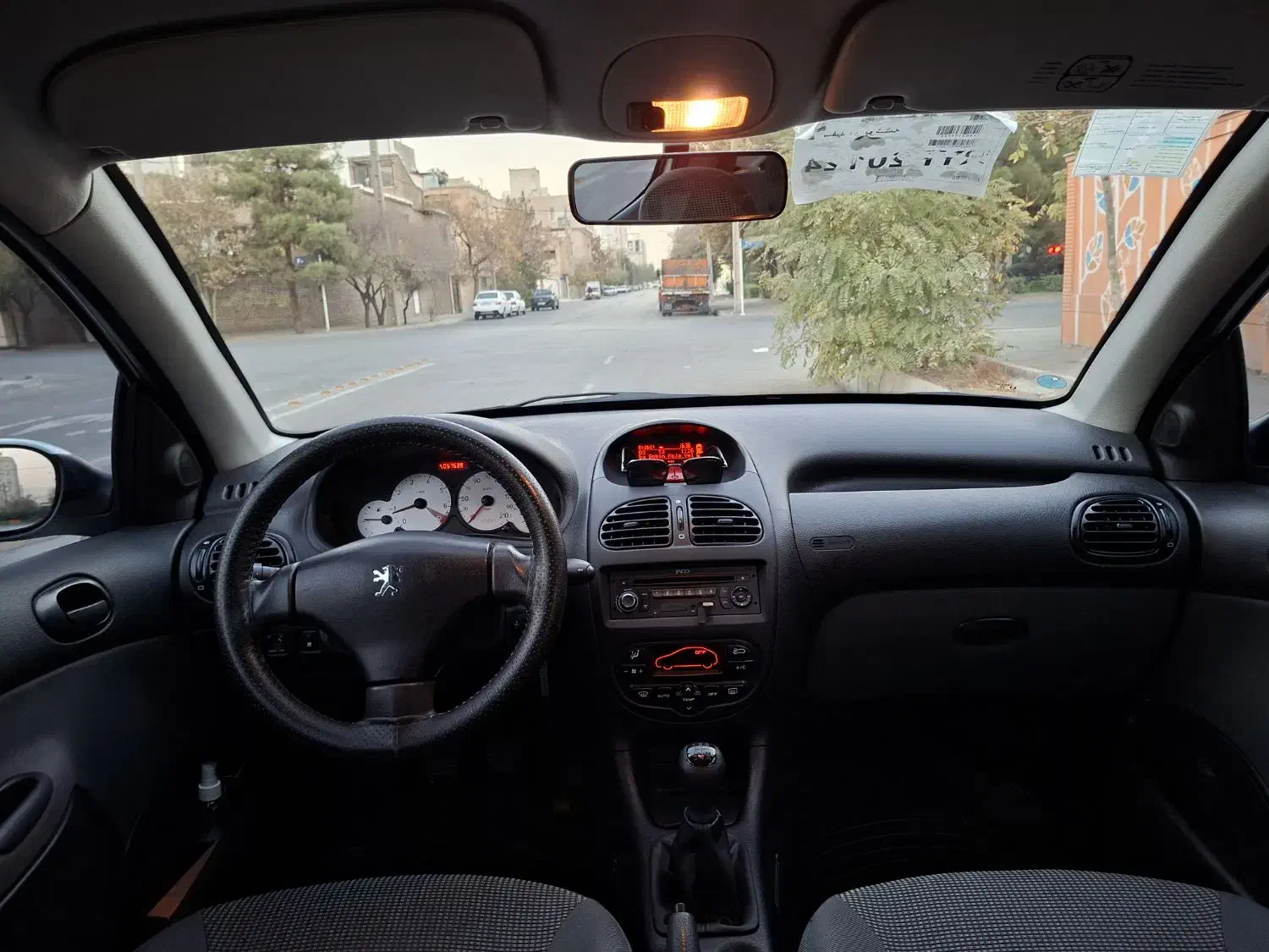 پژو 206 تیپ 5 - 1396