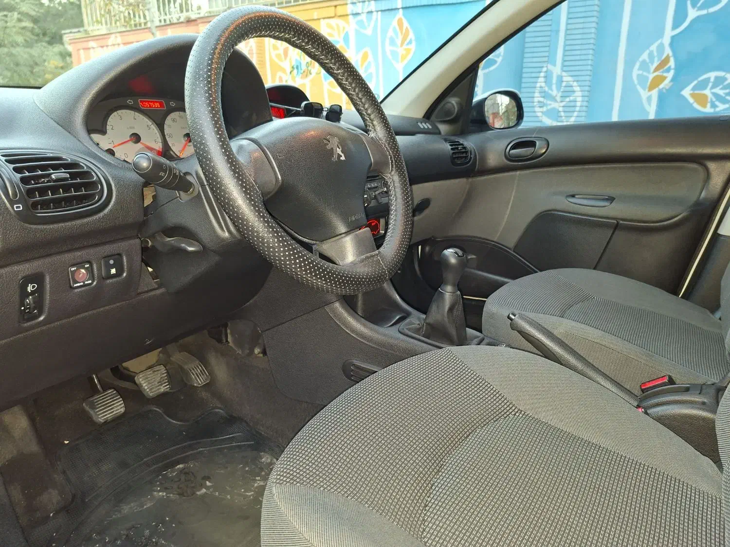 پژو 206 تیپ 5 - 1396