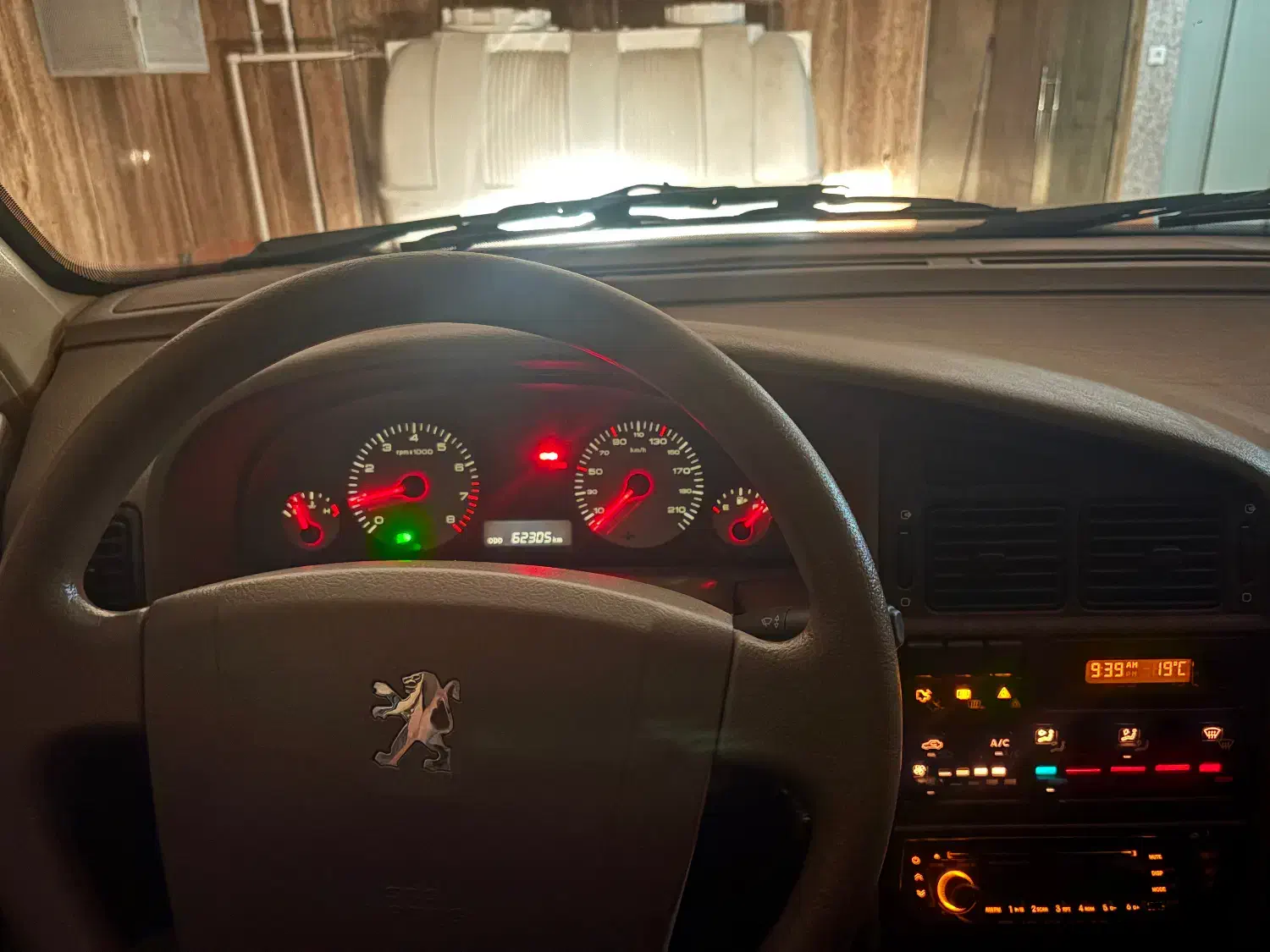 پژو پارس سال - 1390