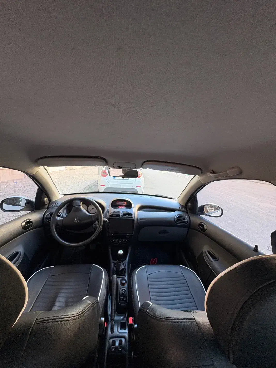 خودرو پژو، ۲۰۶ صندوق دار آگهی ann_20996432