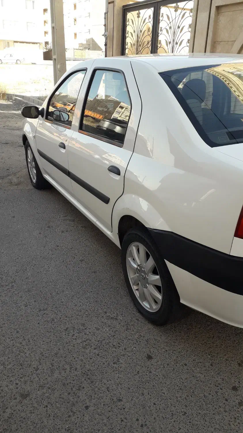 خودرو رنو، پارس تندر آگهی ann_20996713