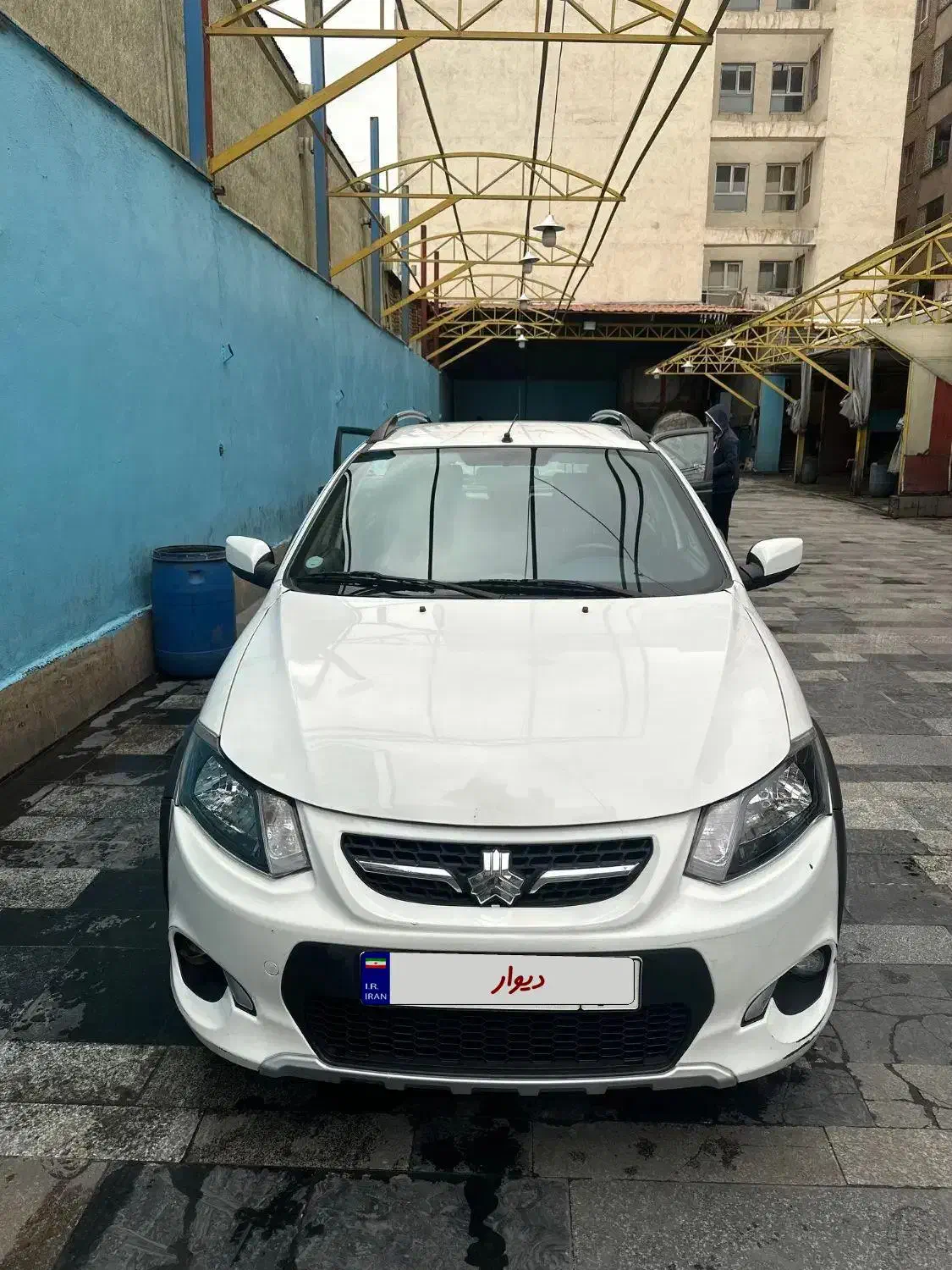 خودرو کوییک، معمولی آگهی ann_20997462