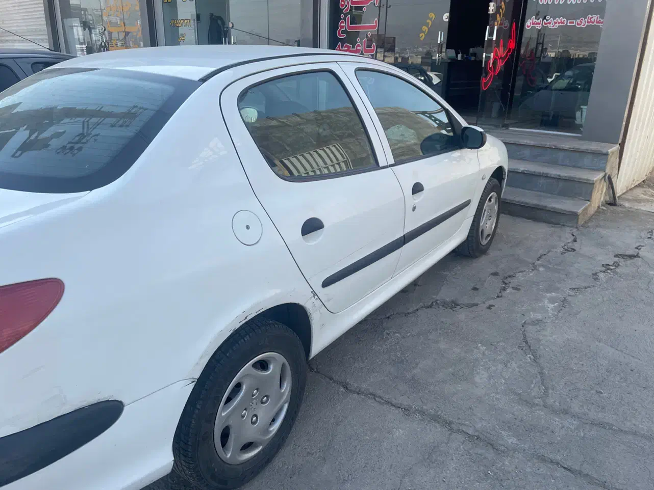 خودرو پژو، ۲۰۶ صندوق دار آگهی ann_20997671