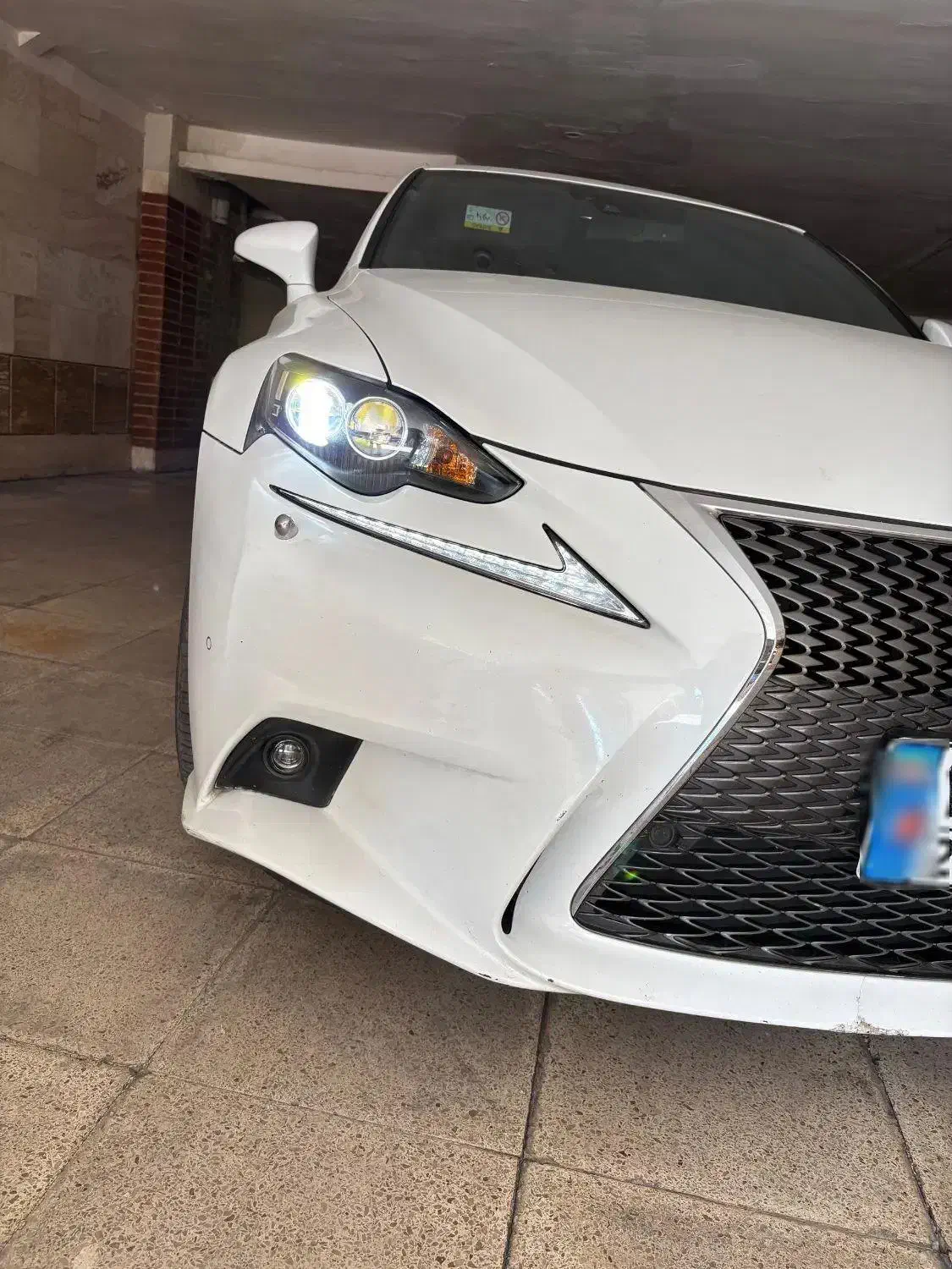 خودرو لکسوس، IS آگهی ann_21072236