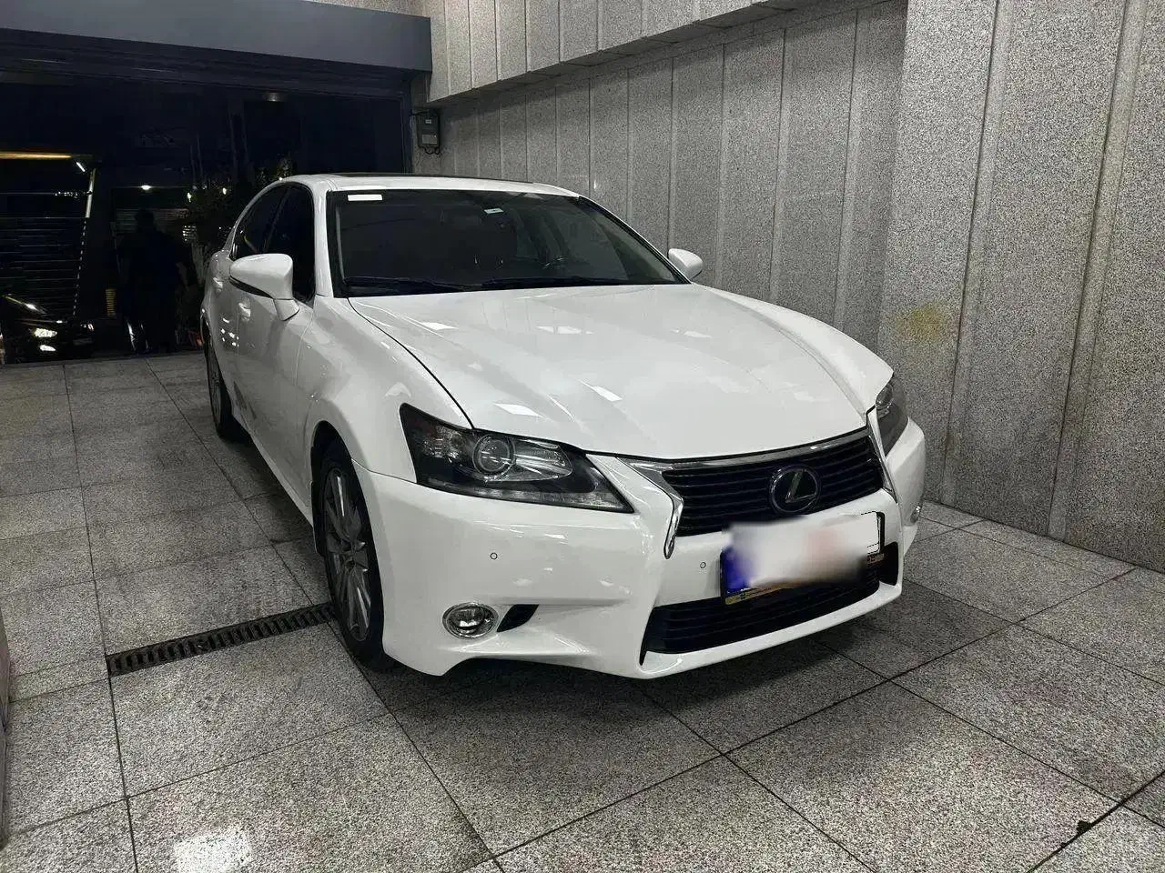 خودرو لکسوس، GS آگهی ann_21113781