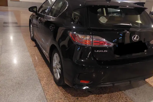 خودرو لکسوس، CT آگهی ann_21129479