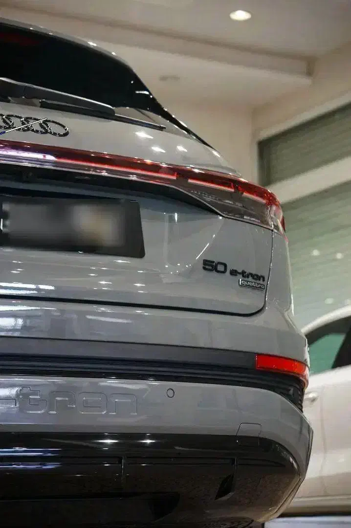 خودرو آئودی، الکتریکی Q4 آگهی ann_21185809