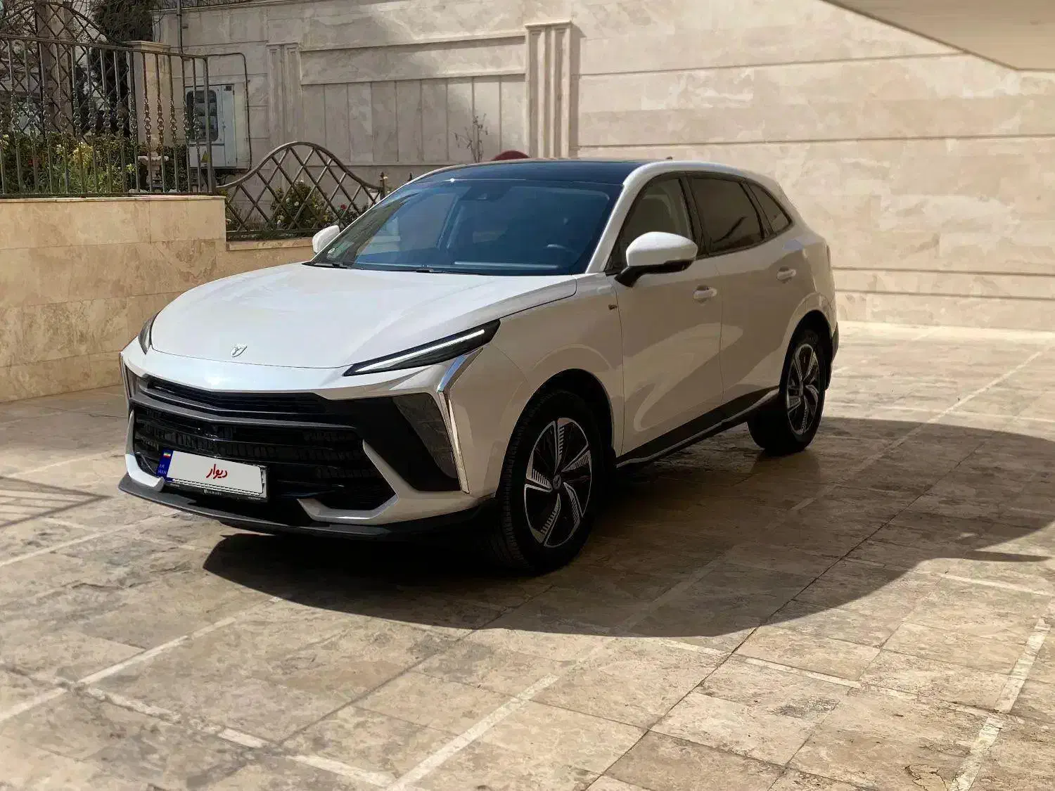 خودرو لاماری، ایما HEV آگهی ann_21193417