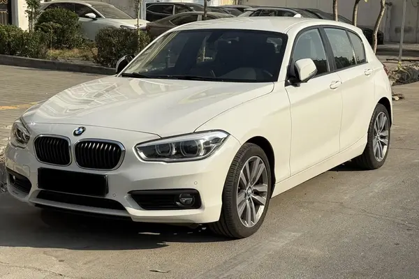 خودرو ب ام و، سری 1 هاچ بک آگهی ann_21212989