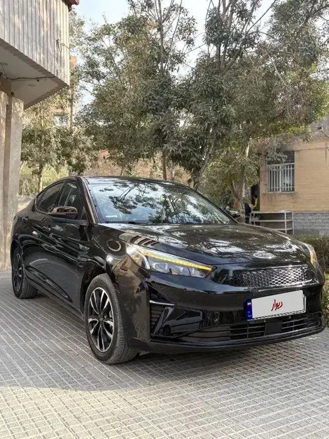 خودرو کی ام سی، EJ7 آگهی ann_21221460